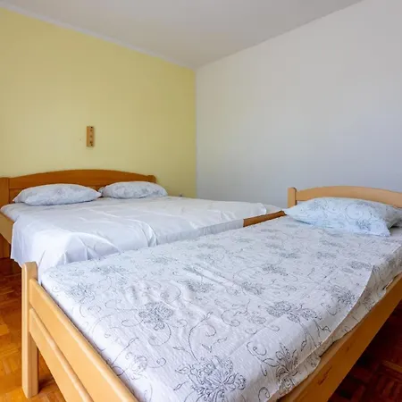 Apartamento Fuer 5 Personen Ca 90 Qm In Crikvenica, Kvarner Bucht Und Umgebung *
