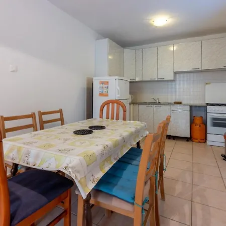 Apartmán Fuer 5 Personen Ca 90 Qm In Crikvenica, Kvarner Bucht Und Umgebung