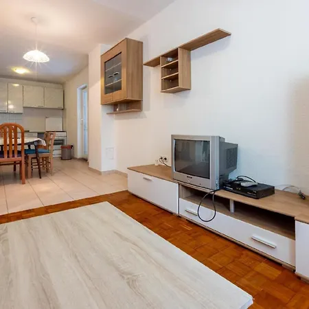 Fuer 5 Personen Ca 90 Qm In Crikvenica, Kvarner Bucht Und Umgebung Apartmán