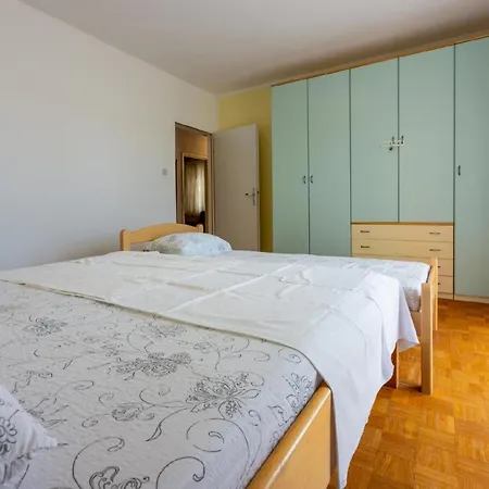 Fuer 5 Personen Ca 90 Qm In Crikvenica, Kvarner Bucht Und Umgebung Apartmán *