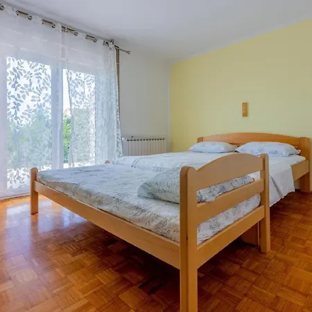 Fuer 5 Personen Ca 90 Qm In Crikvenica, Kvarner Bucht Und Umgebung * تْسْغيكفانِتْسا